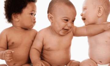 U.S. fertility rate drops to just under 1.6 children per woman, lowest on record